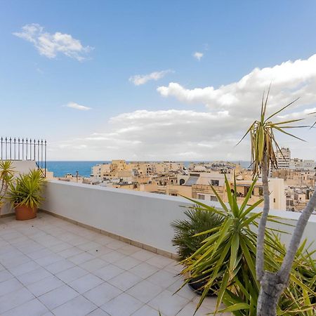 Stunning - Seaview Penthouse 3-Bed + Parking Apartment Слима Екстериор снимка